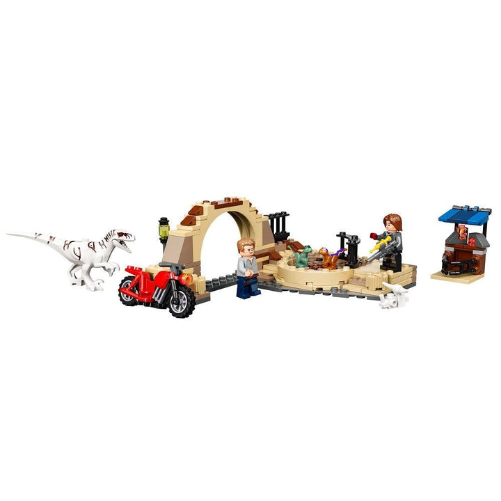 לגו 76945 המרדף אחר אופנוע (LEGO Jurassic World 76945 Atrociraptor Dinosaur: Bike Chase) - צעצועים ילדים ודרקונים