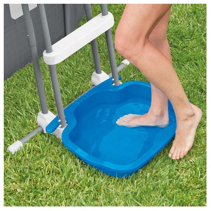 מתקן לניקוי הרגליים מבית INTEX - צעצועים ילדים ודרקונים