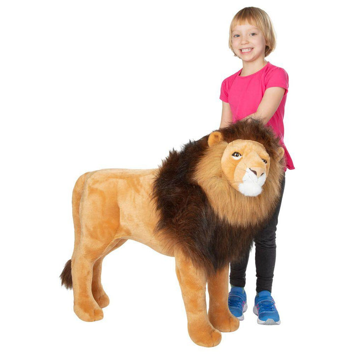 בובת אריה עומד ענק מבית Melissa and Doug - צעצועים ילדים ודרקונים